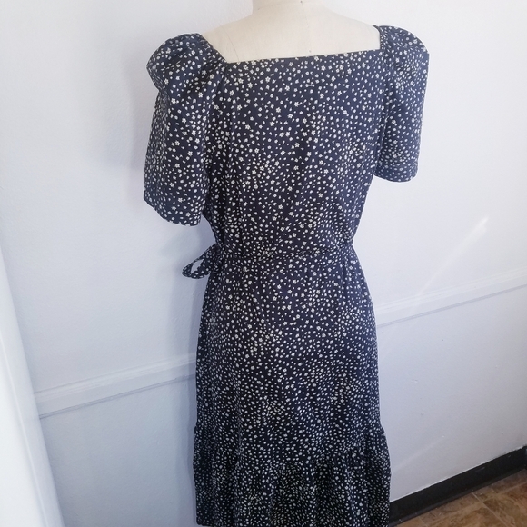 Levi's | Black Floral Midi Flare Dress M - Picture 14 of 15